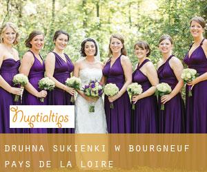 Druhna sukienki w Bourgneuf (Pays de la Loire)