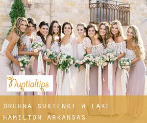 Druhna sukienki w Lake Hamilton (Arkansas)
